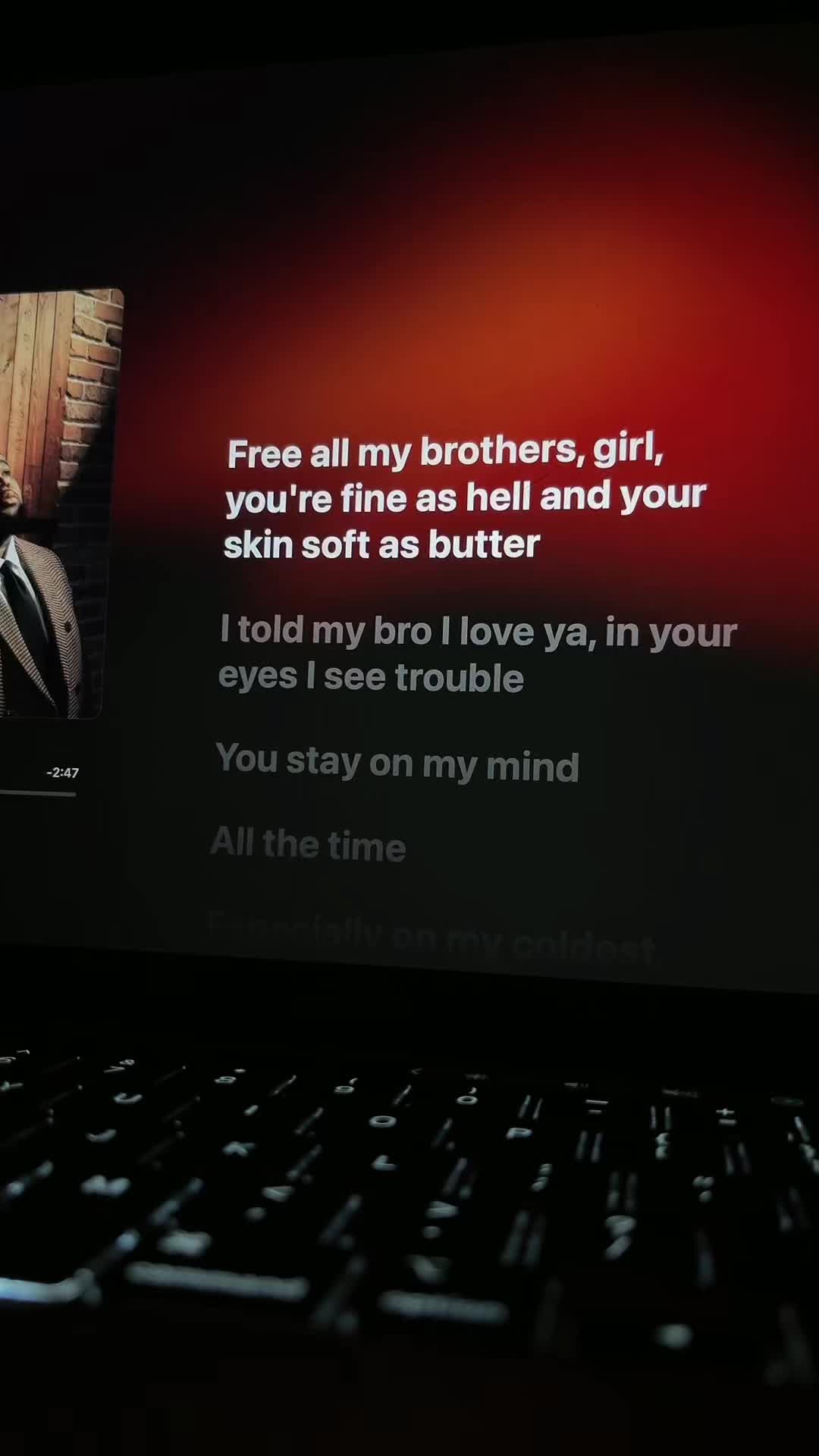 @Lyrics 🎶
