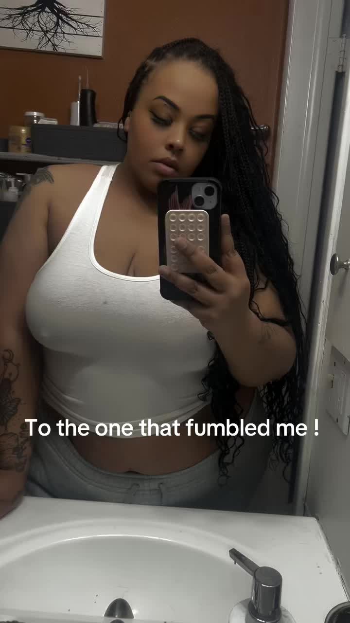 @MiMi 🎨🦋👑🦄