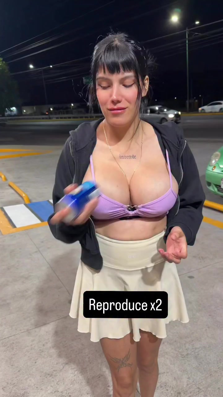 @Hotgirl$