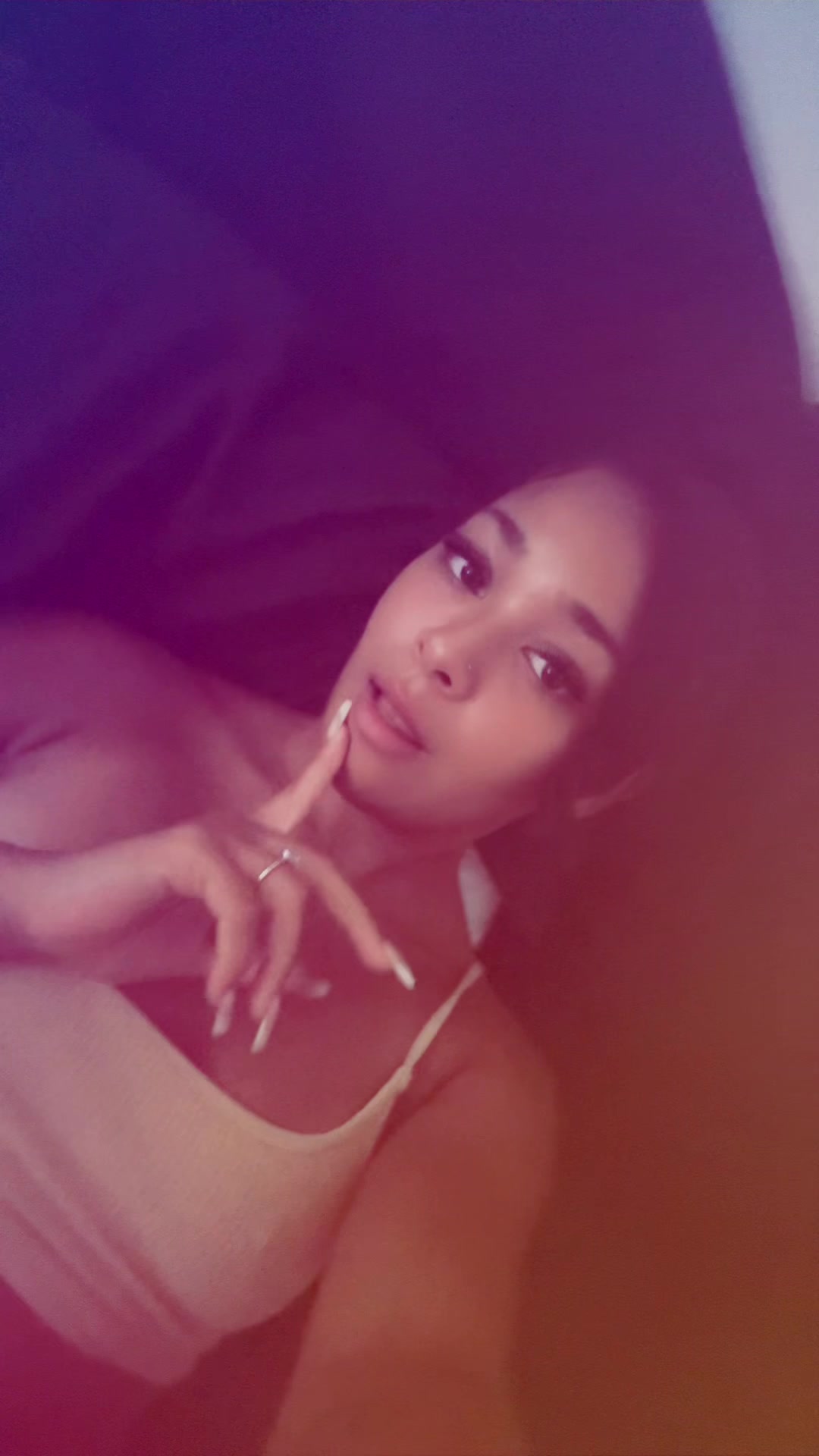 @🫦