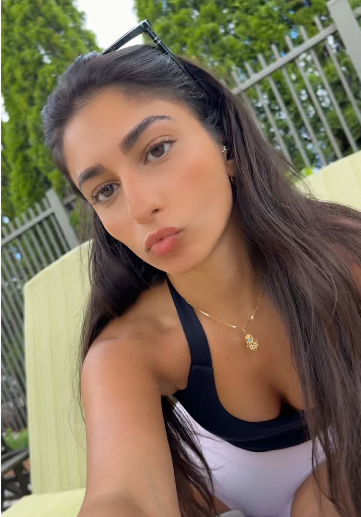 @Lara