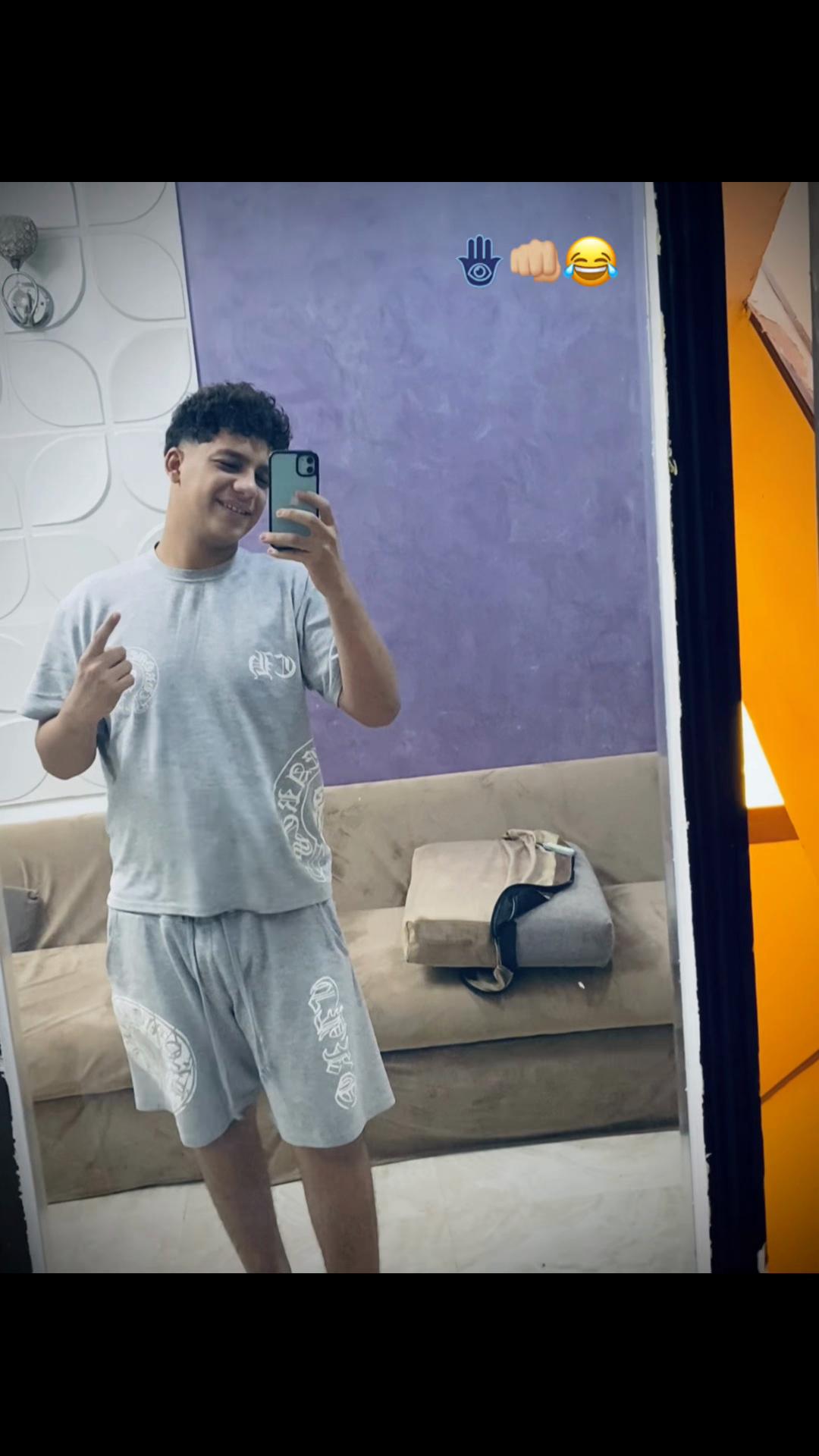 @𝕄🤴🏻