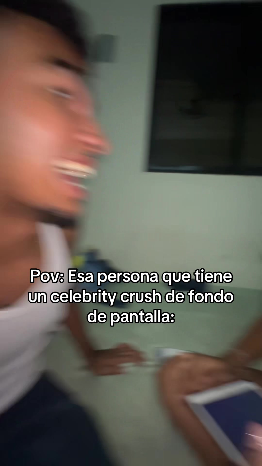 @Alexiño