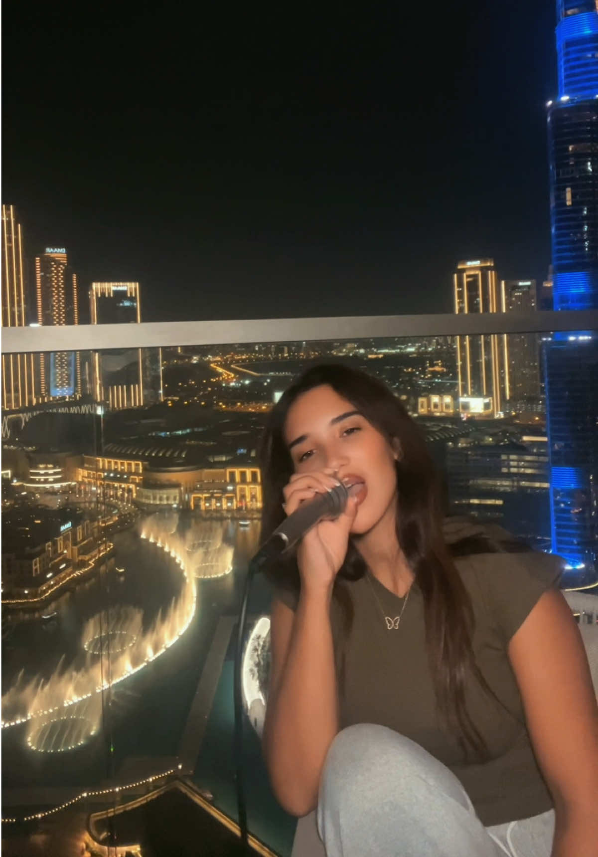 @Moonay