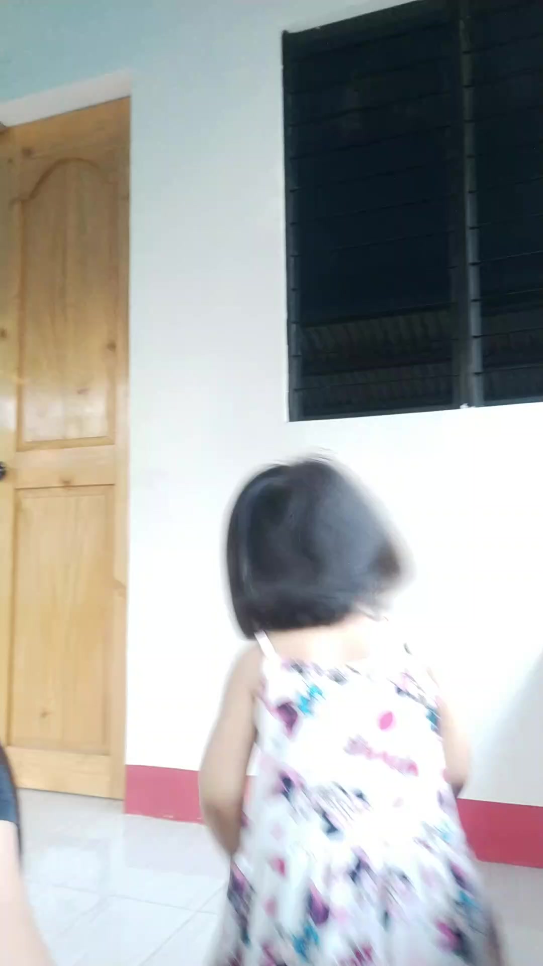 @&Iuml;n&yuml; L&uuml;beras T&ugrave;p&atilde;ş