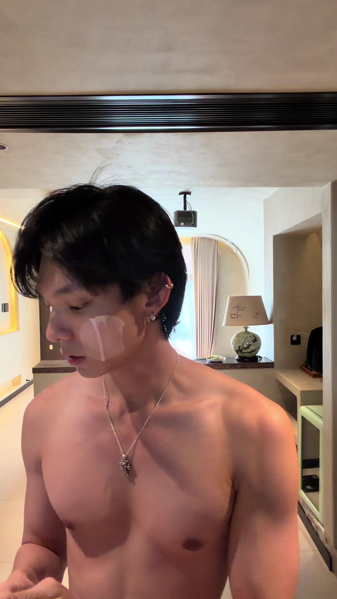 @kitkuan