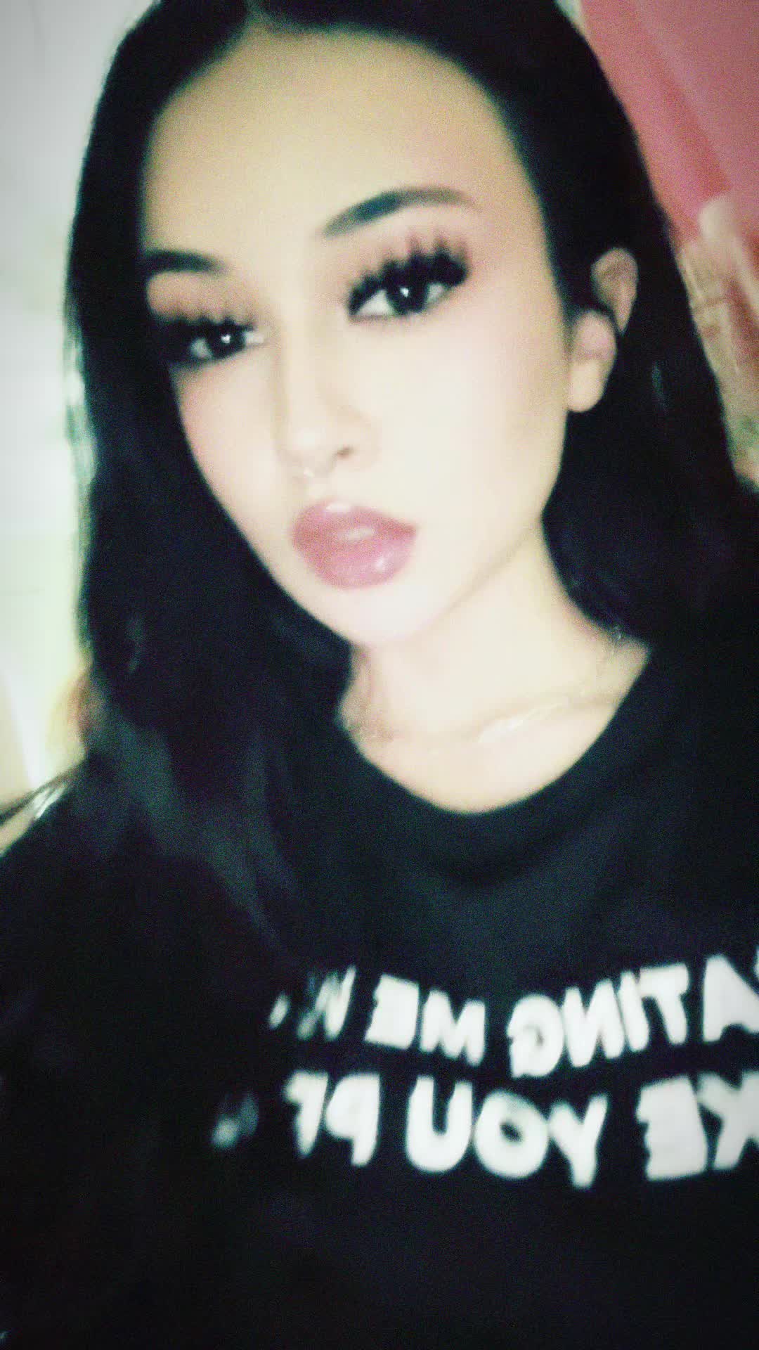 @Tiny🤍