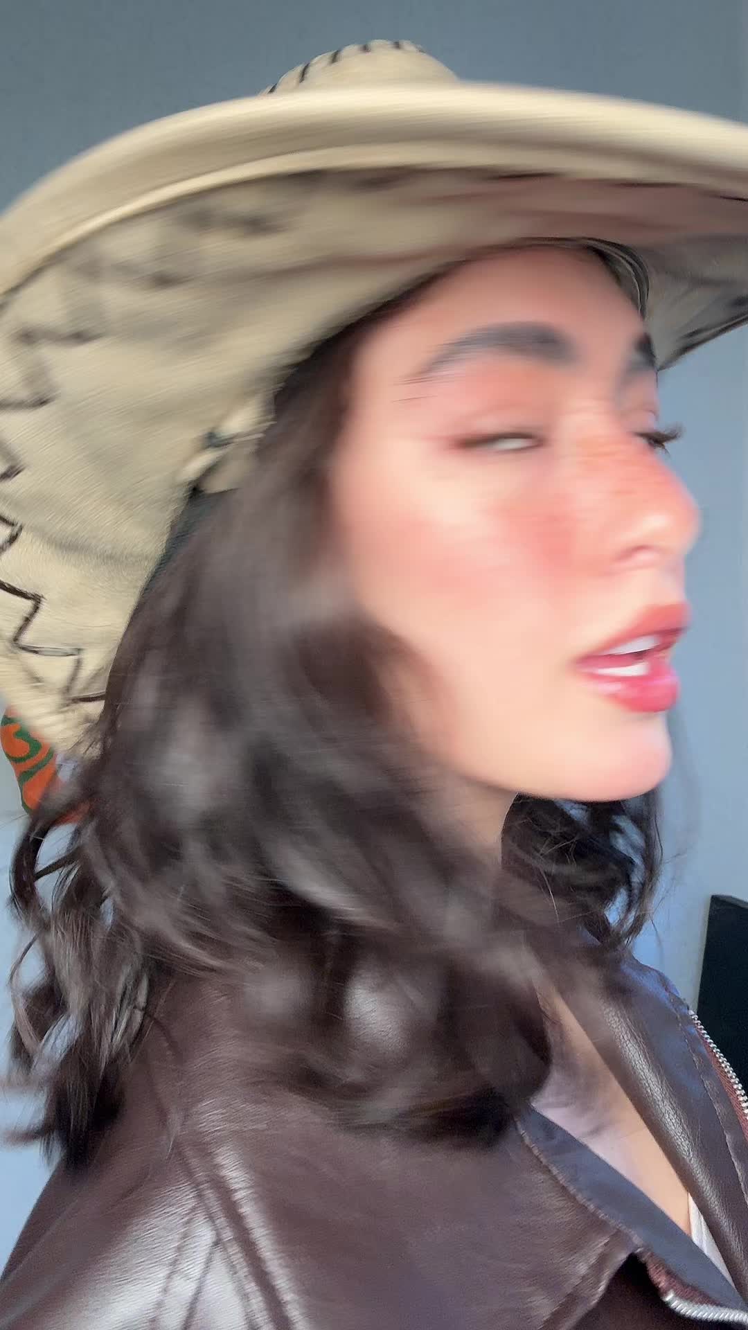@daryaaslife