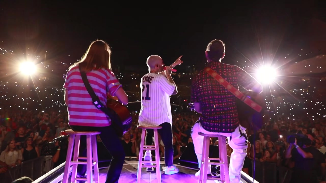 @Maroon 5