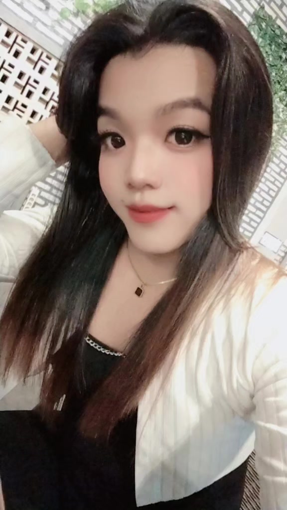 @🌸𝔹𝕖𝕝𝕝𝕒 ℂ𝕙𝕠𝕞𝕖𝕝𝕝🌸