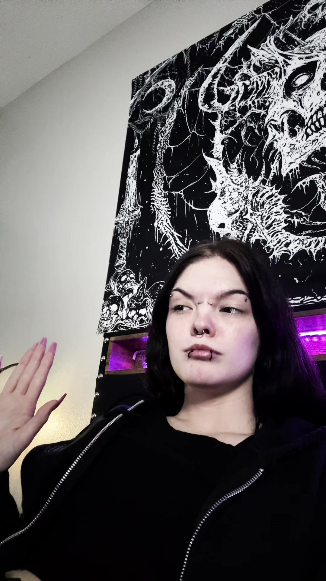 @_bats_in_black_