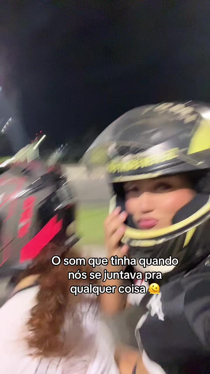 @Ana Blau
