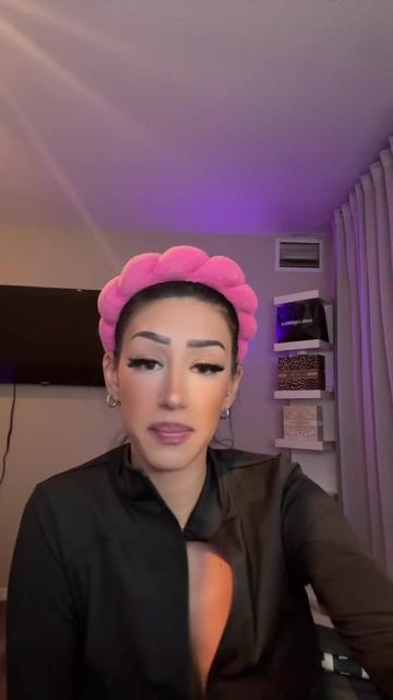 @𝓐lien 𝓖𝓸𝓭𝓭𝓮𝓼𝓼👽✨