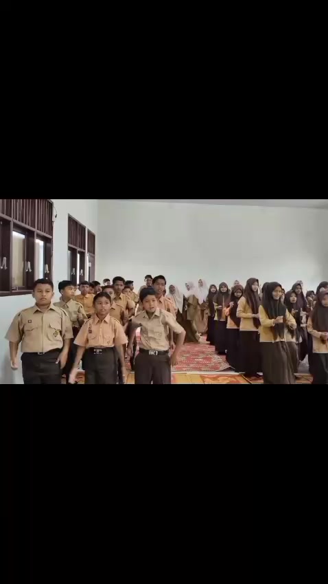 @Miss Eka Mak Si Malik