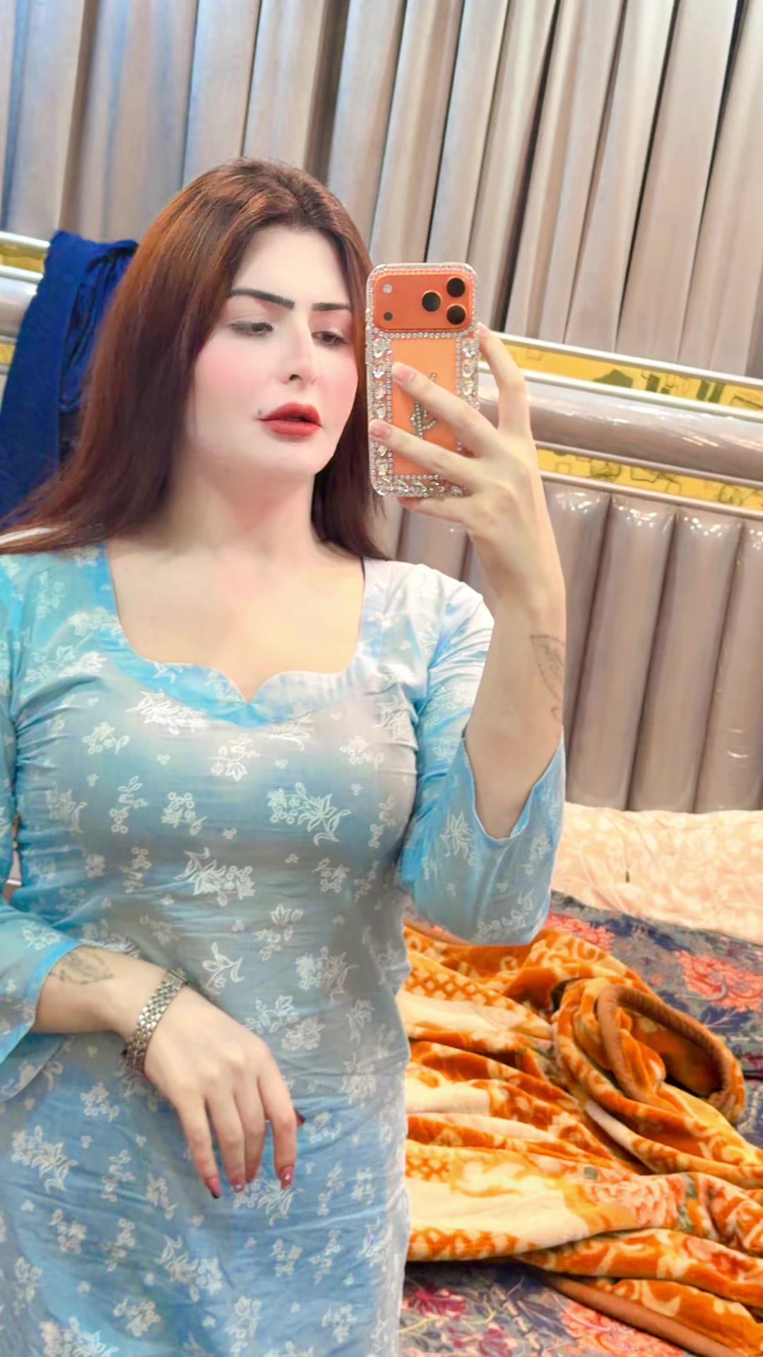 @Riya Khan34