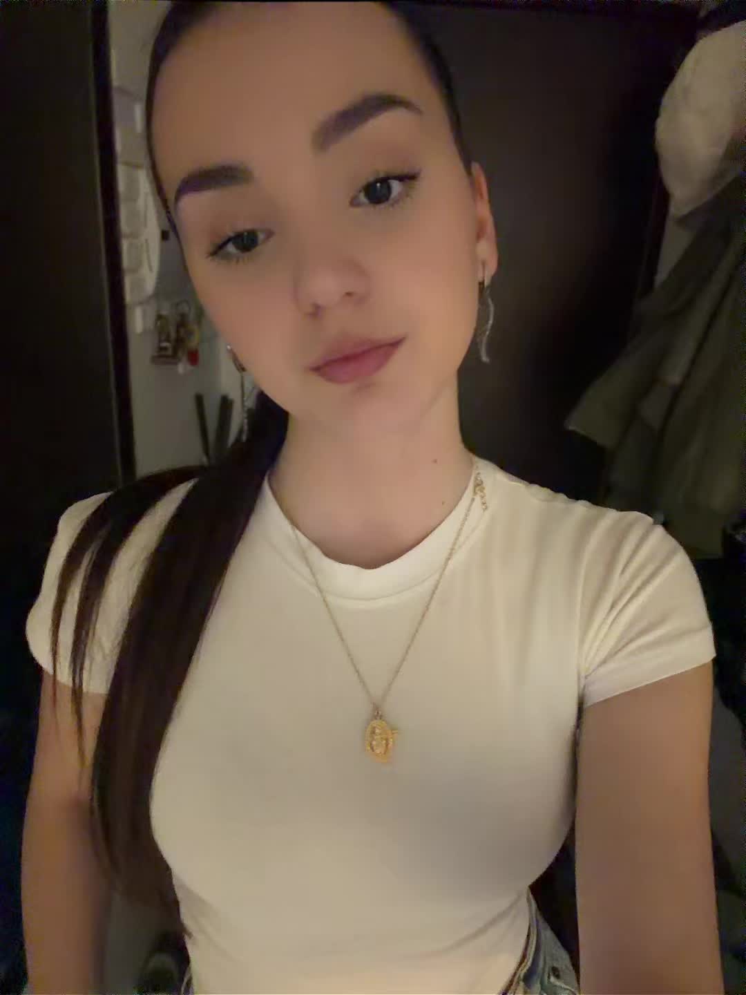 @Ева