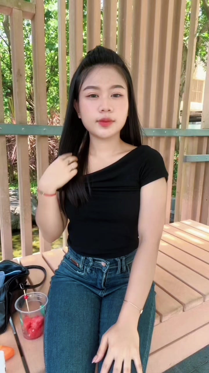 @memelooo