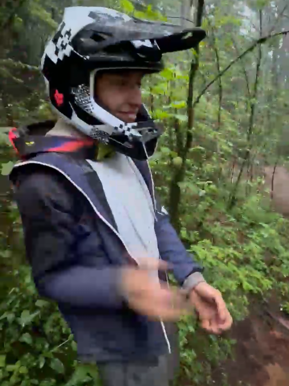 @César Ayala Mountainbiker