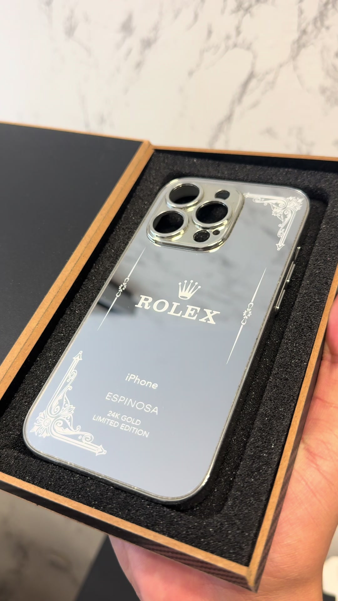 @Luxurycoverco