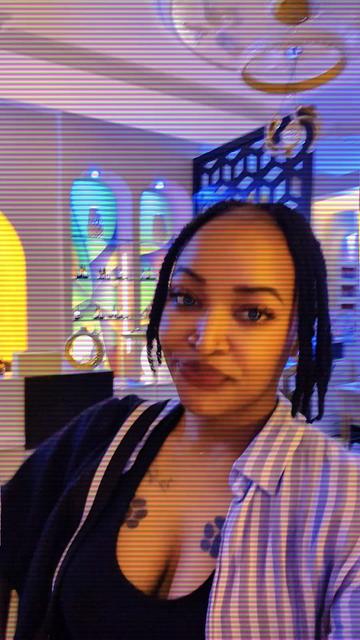 @Schola♒💕🇹🇿