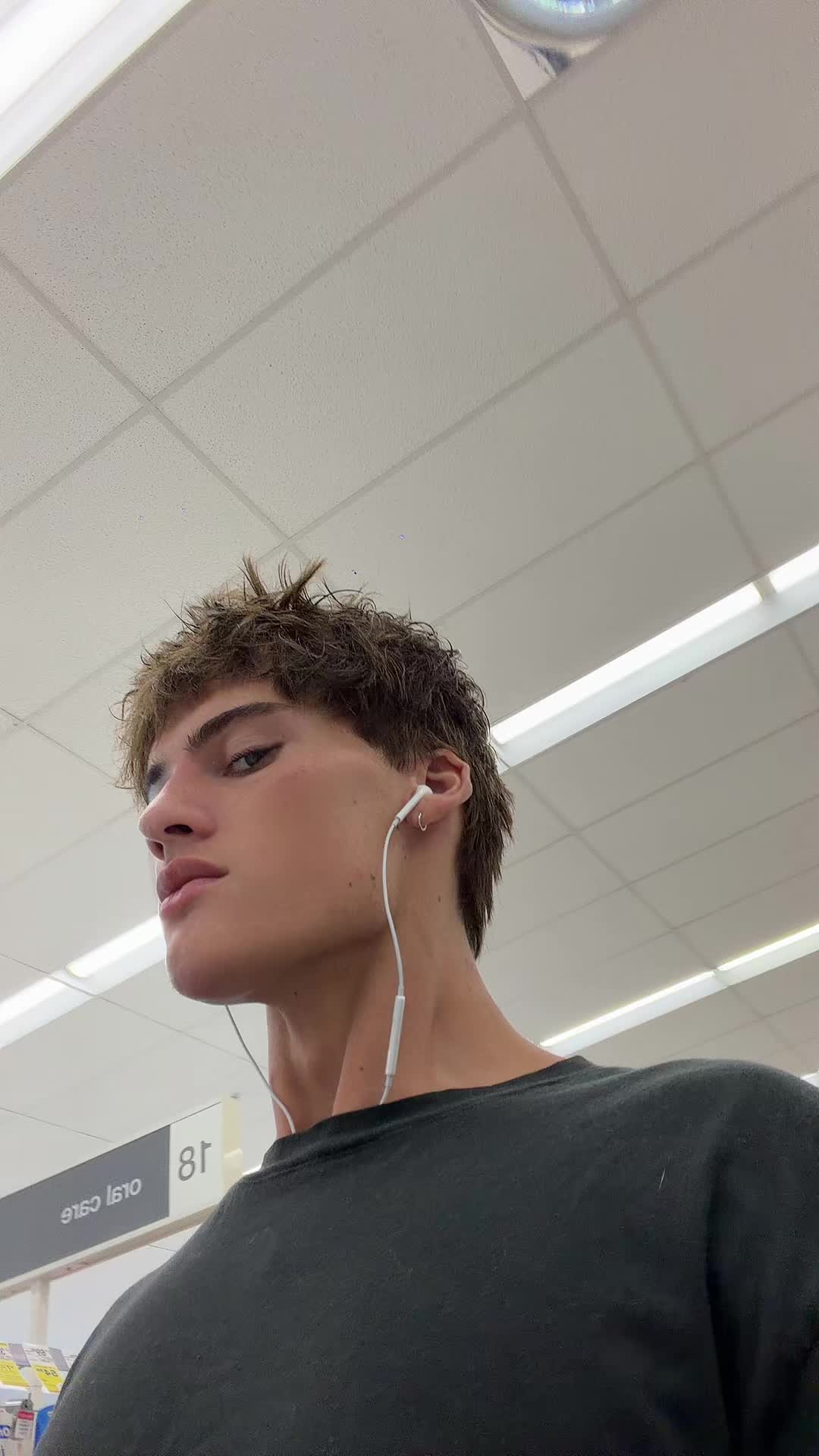 @sky