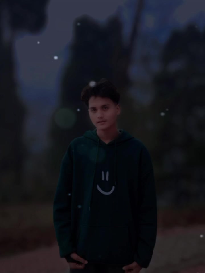 @𝙍𝙊𝙔𝘼𝙇_𝘽𝙊𝙔 ☠︎︎🚭