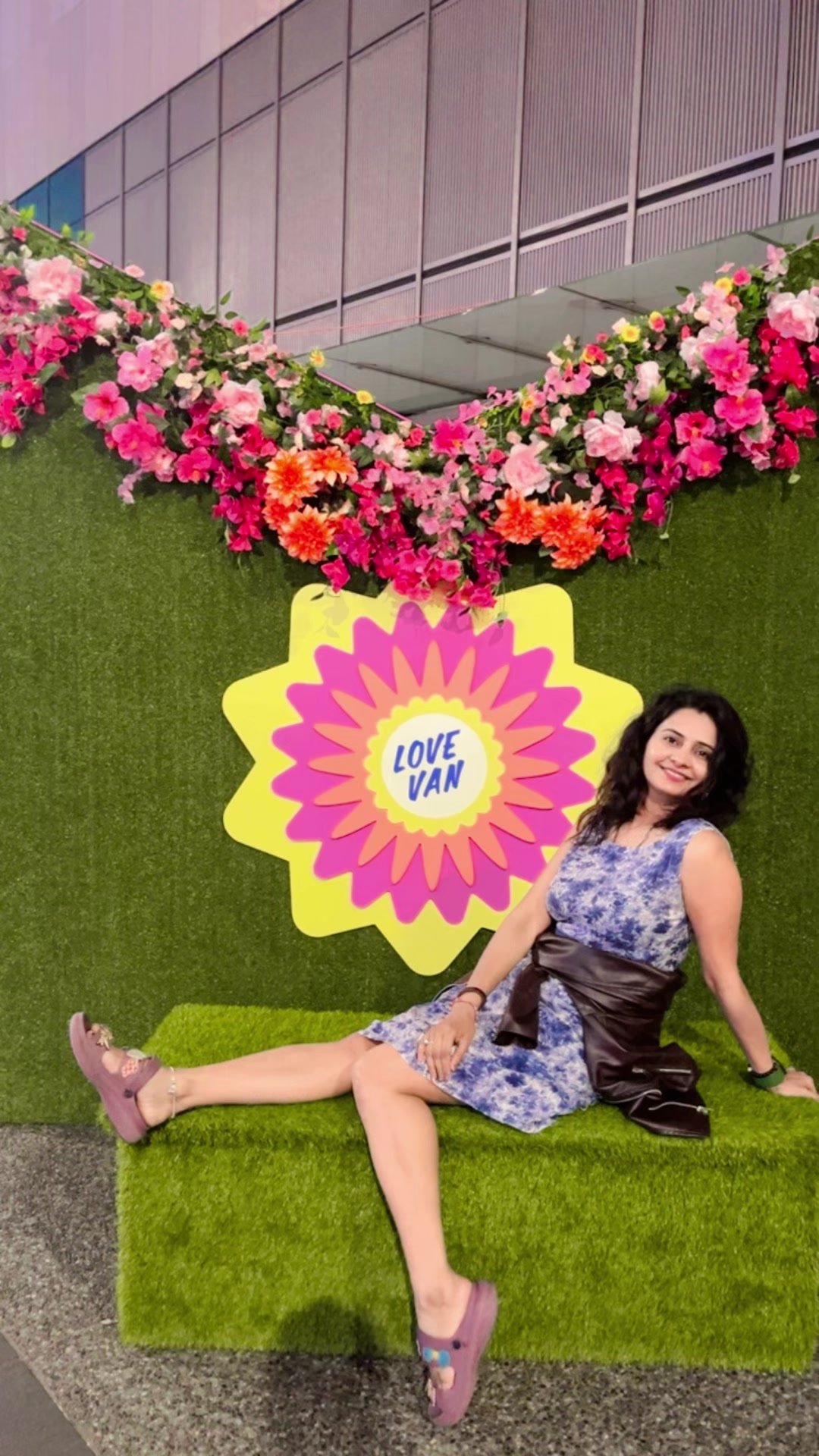 @(nidhzazz) Dr. Nidhi Joshi