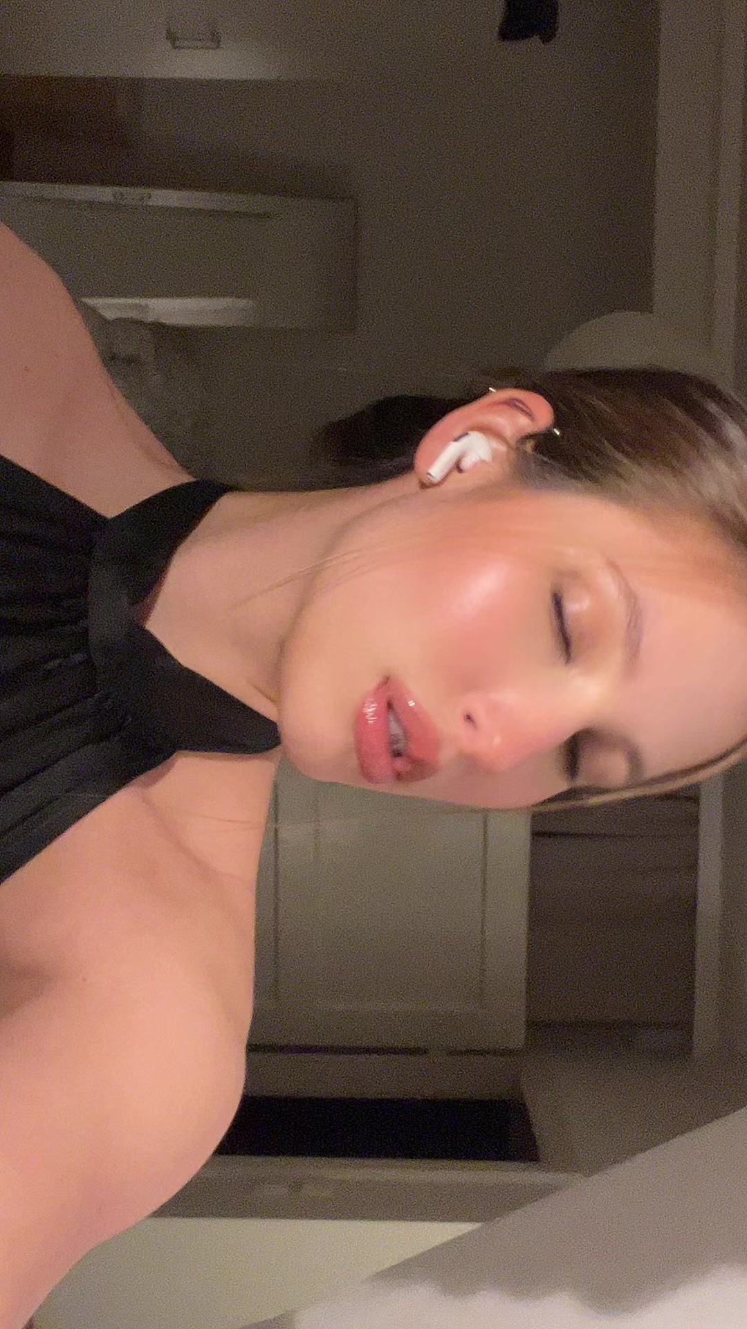 @Adelya