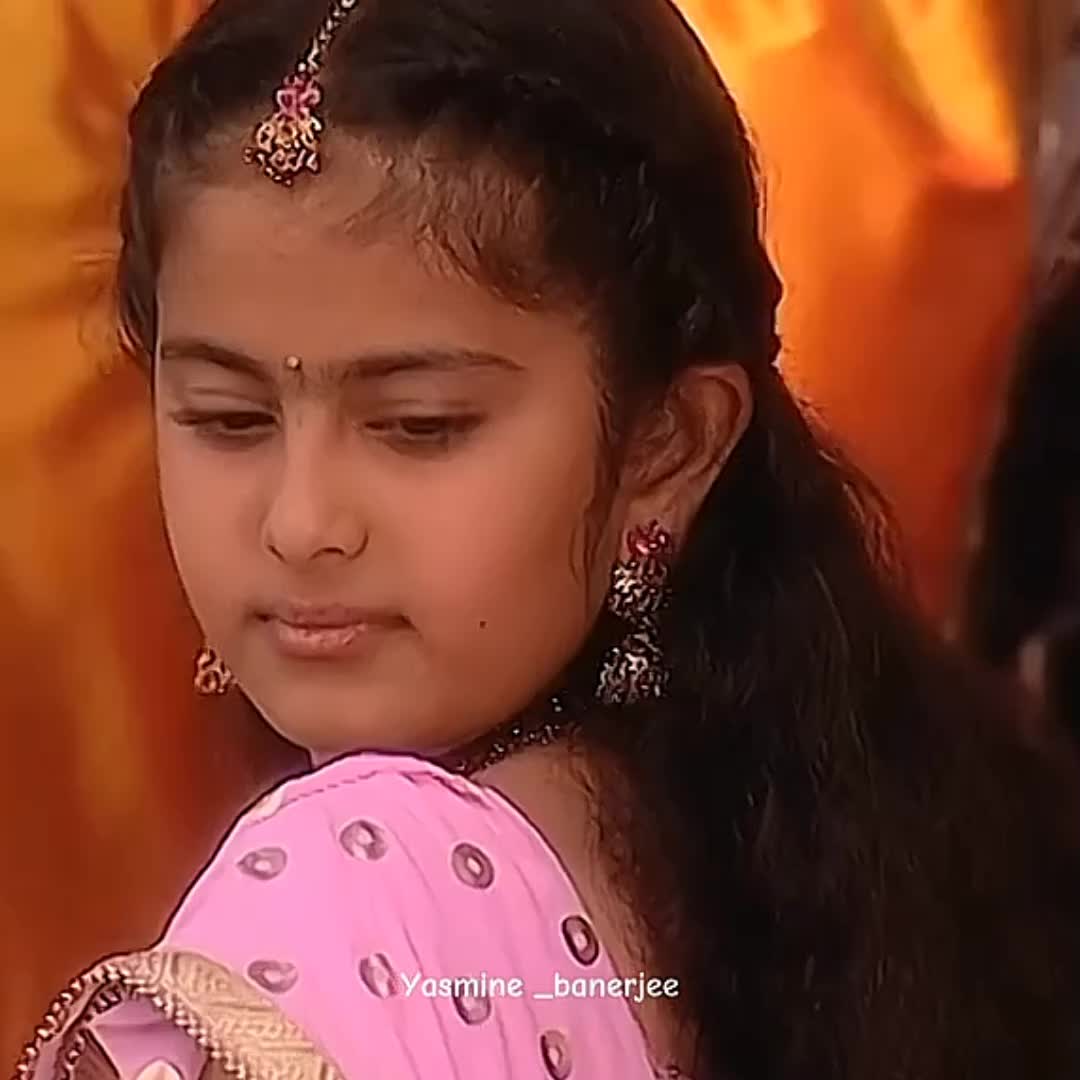 @Yasmine_banerjee ༘♡