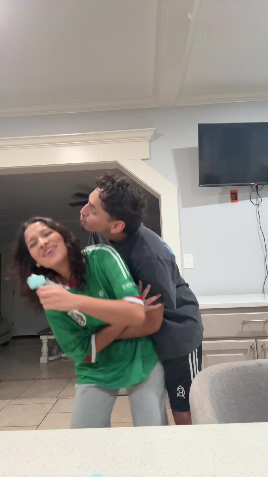@jade