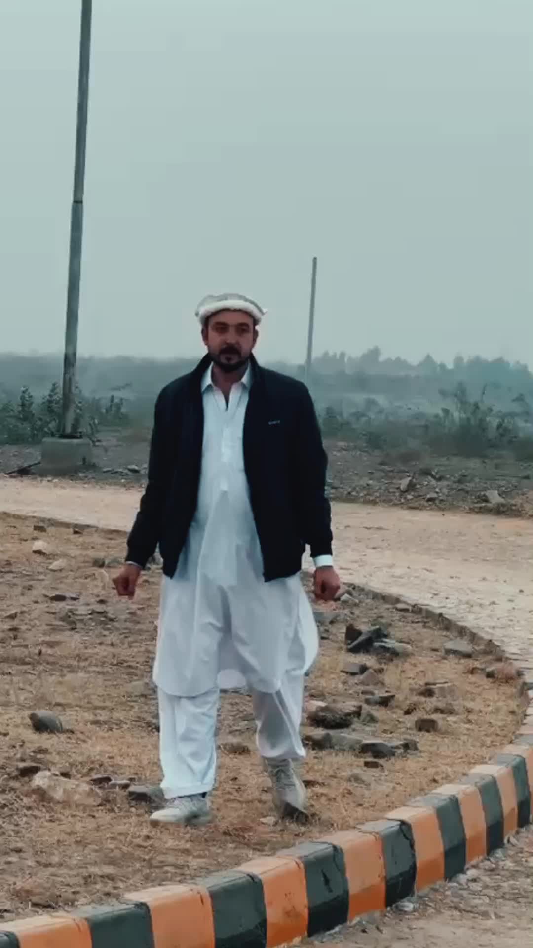 @MR_🕐🦅
