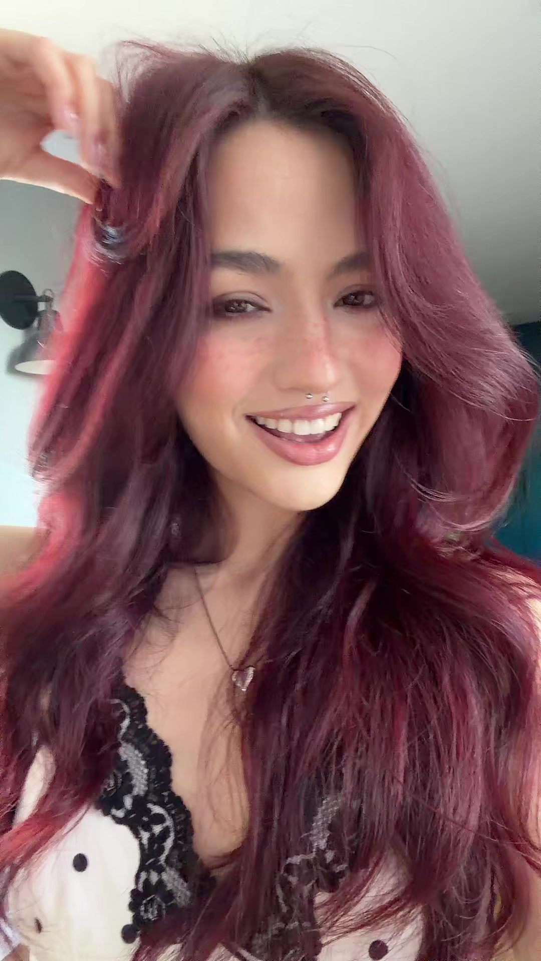 @vi