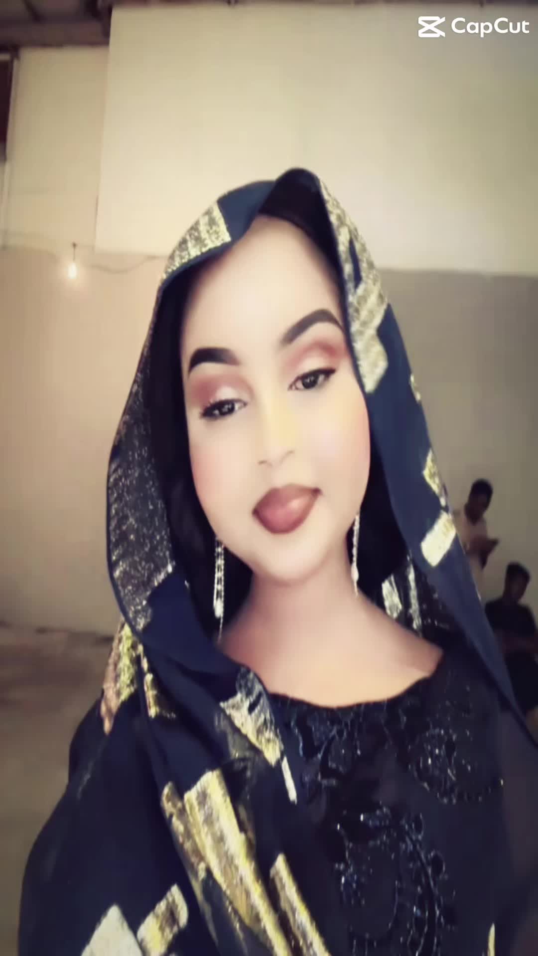 @• 🐍 •