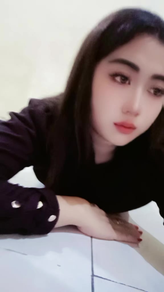 @Vhira