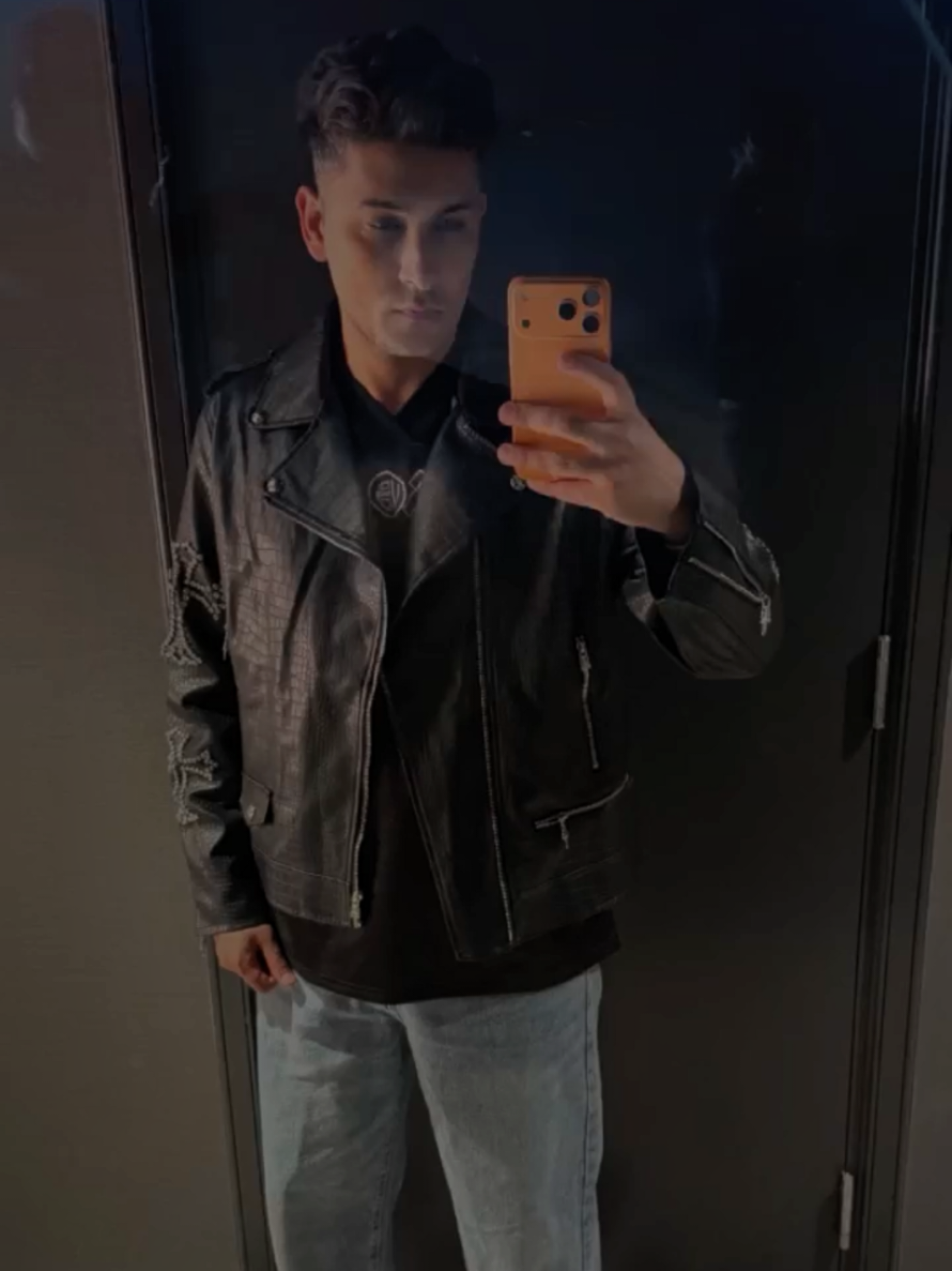 @&image;'𝔞𝔪𝔎𝔫𝔦𝔤𝔥𝔱