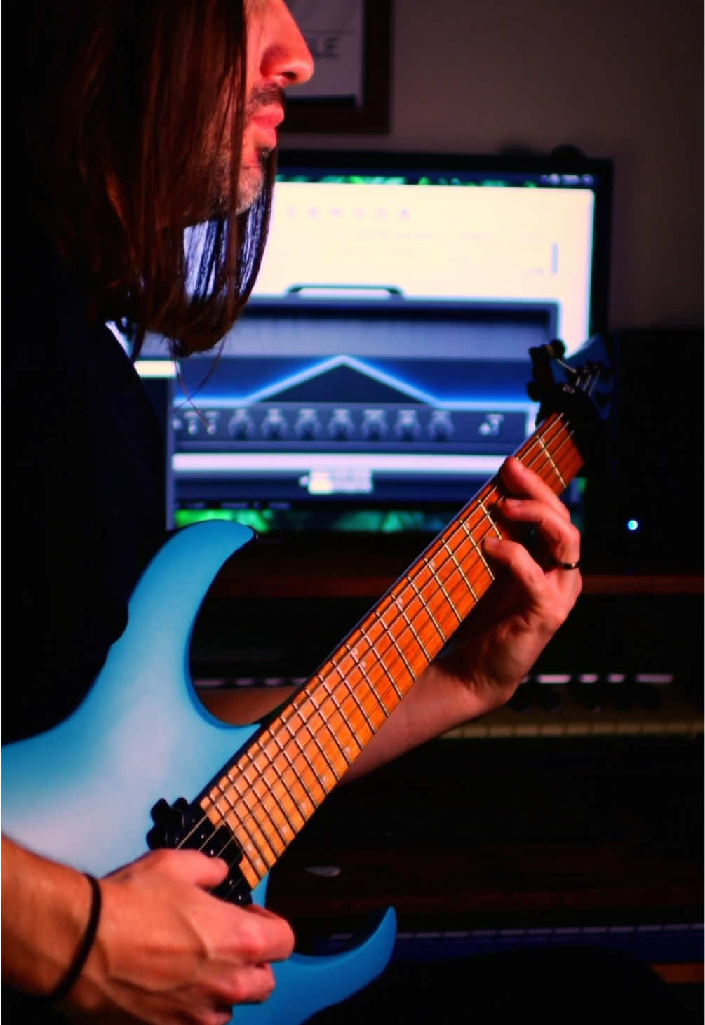 @Taylor Aguirre | Guitarist ஃ