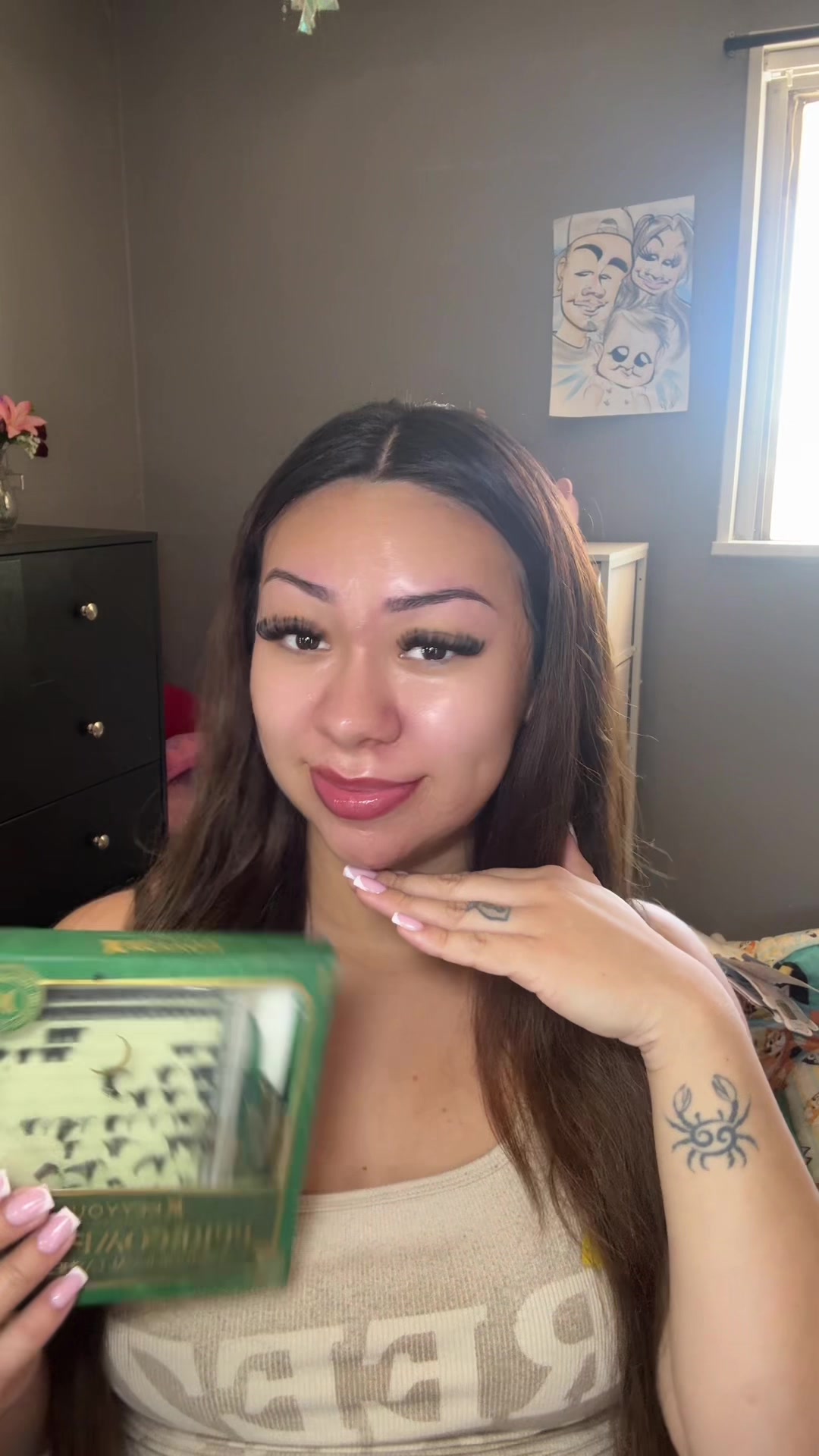 @yeseniaaaa.v