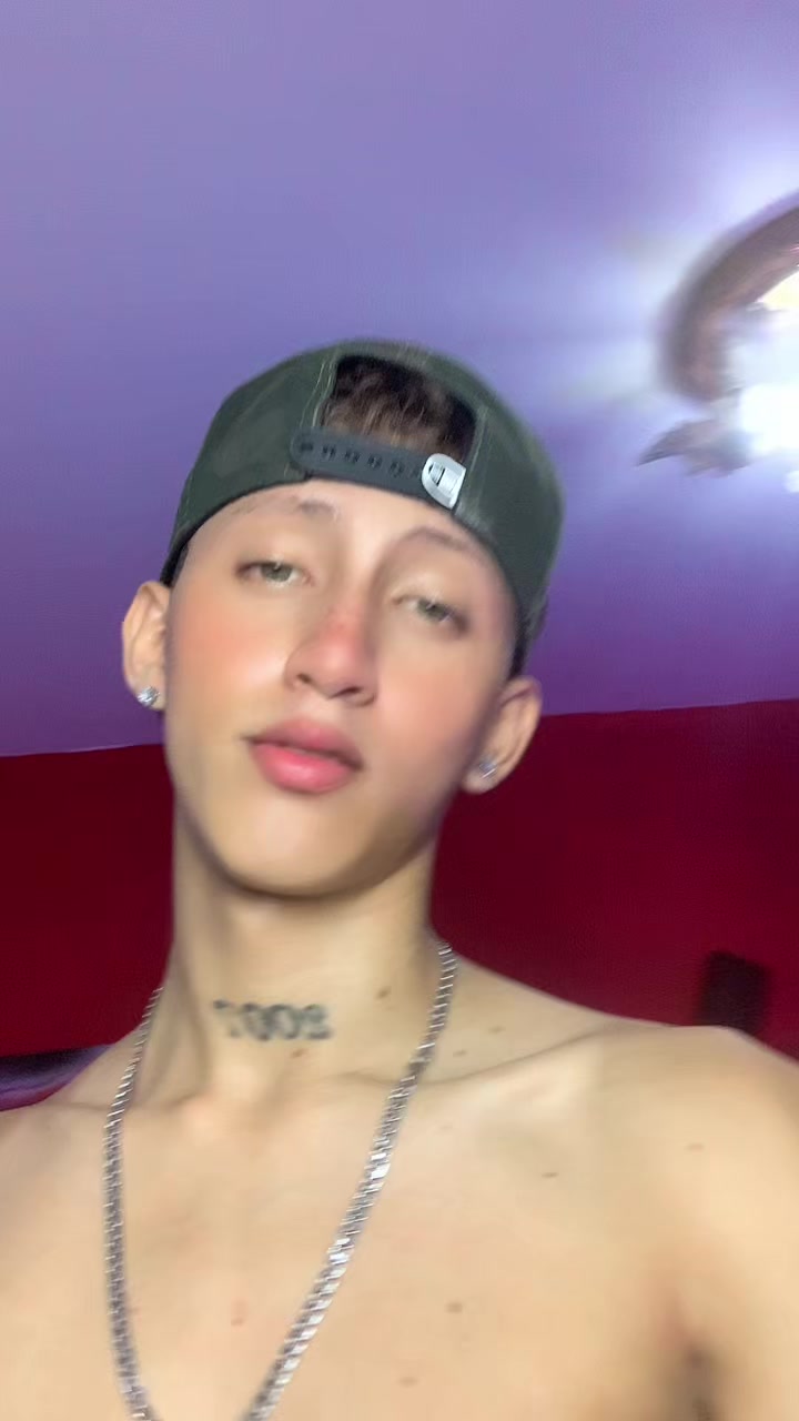 @𝔏𝔲𝔦𝔰𝔦𝔱𝔬