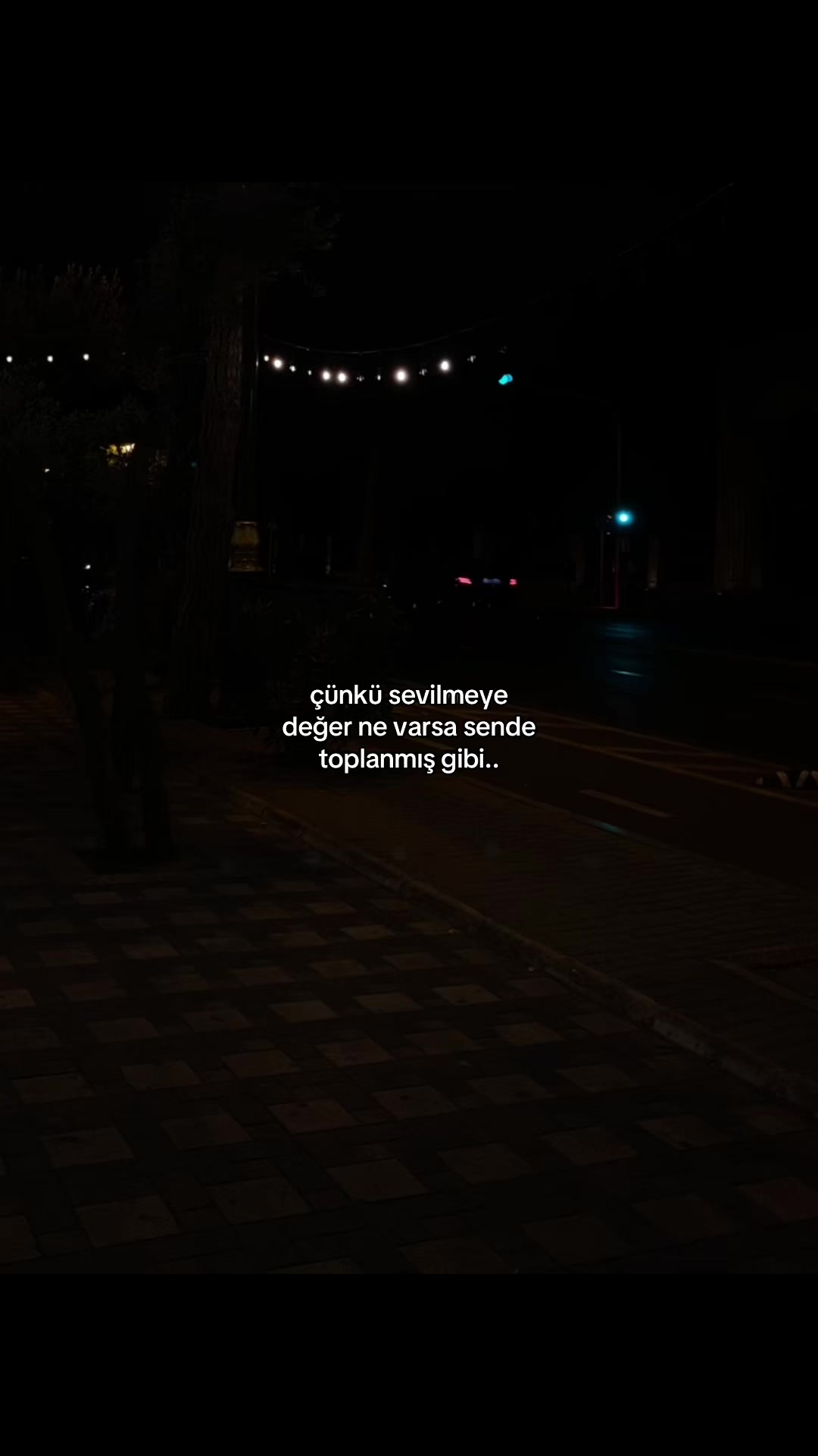 @𝓜.