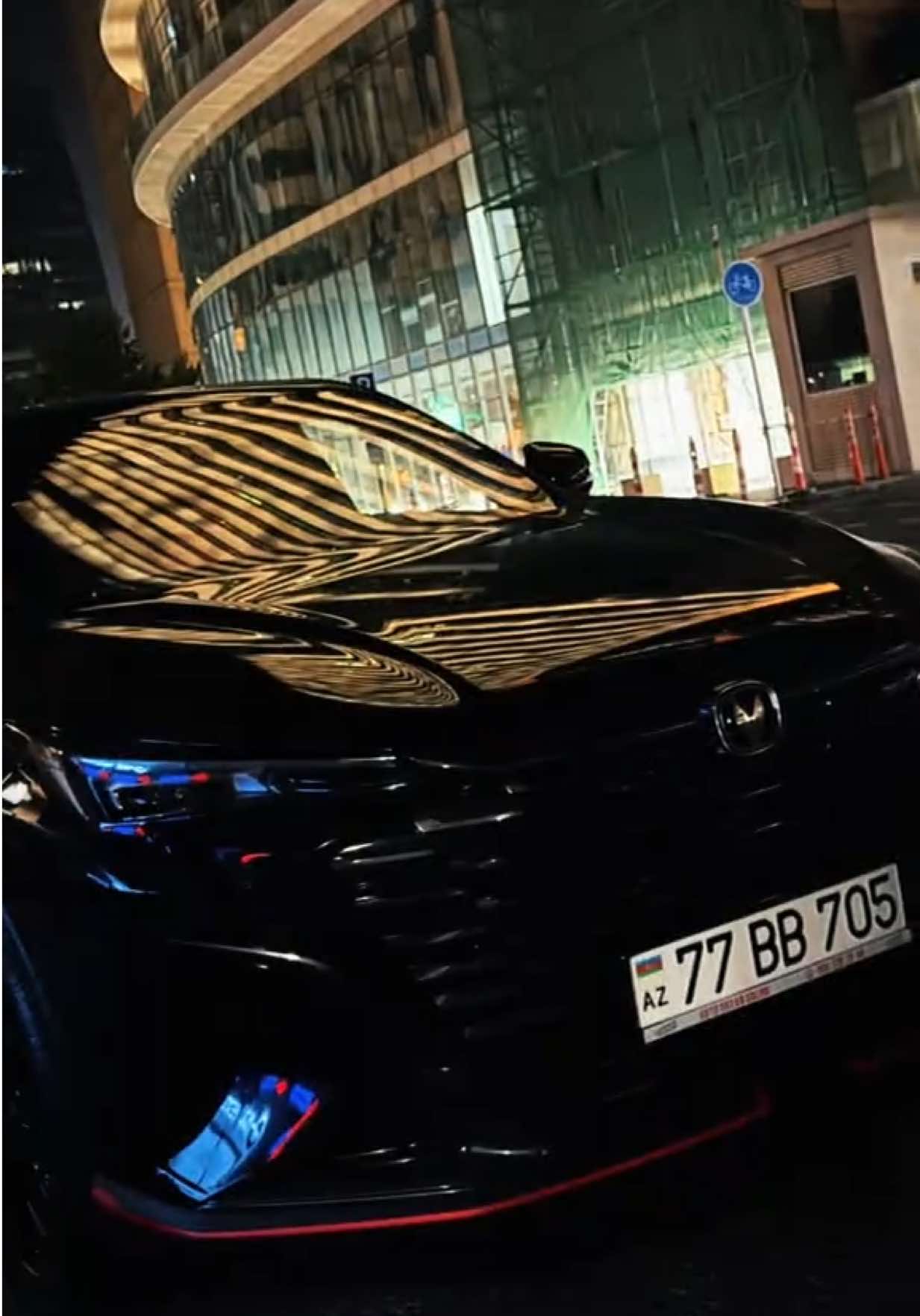 @&Ccedil;inarə Aşurova