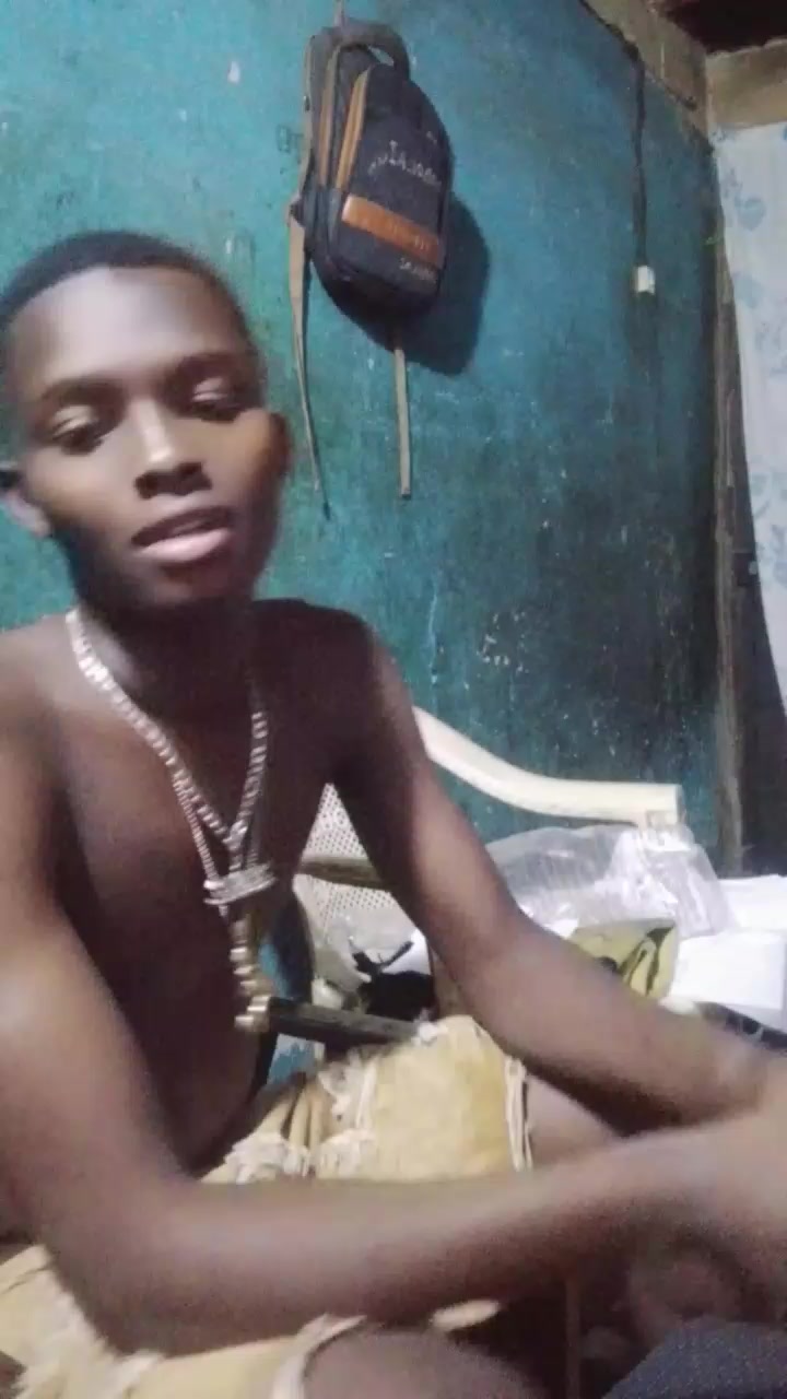 @Abobolai
