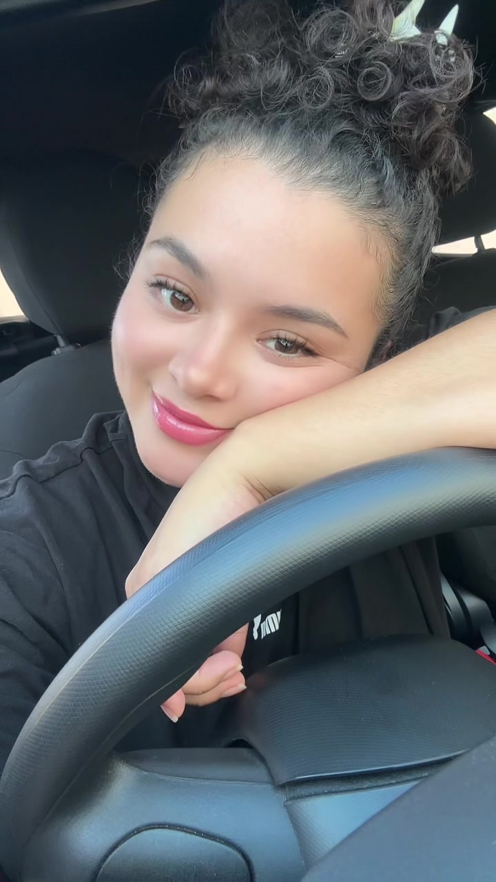 @Sarahi Rodriguez💕🌸🌺