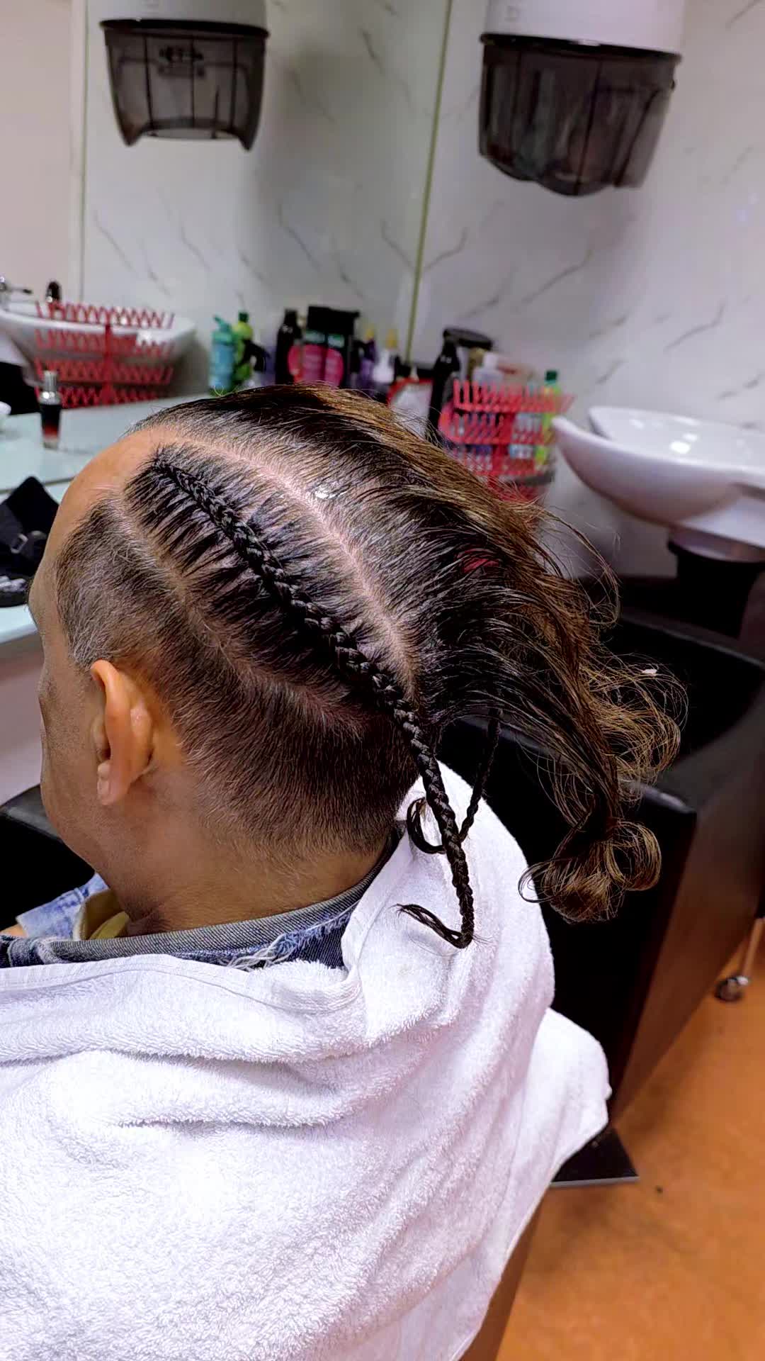 @Stella Afro BeautySalonBerlin