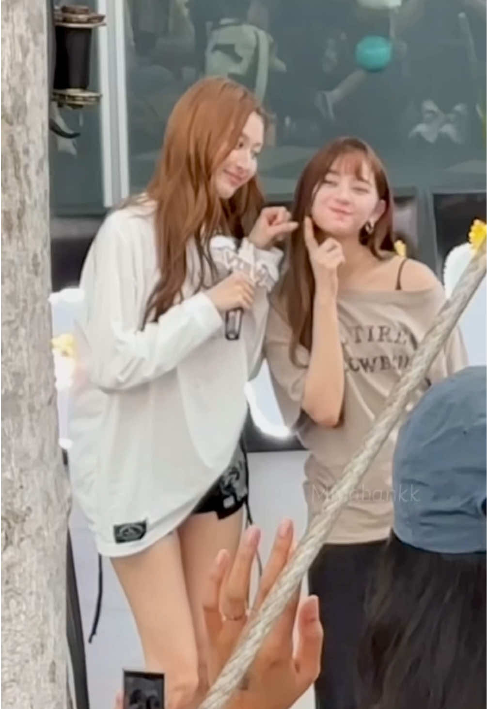 @มาแบงค์ชอบทุกอย่างยกเว้นเมิง😝