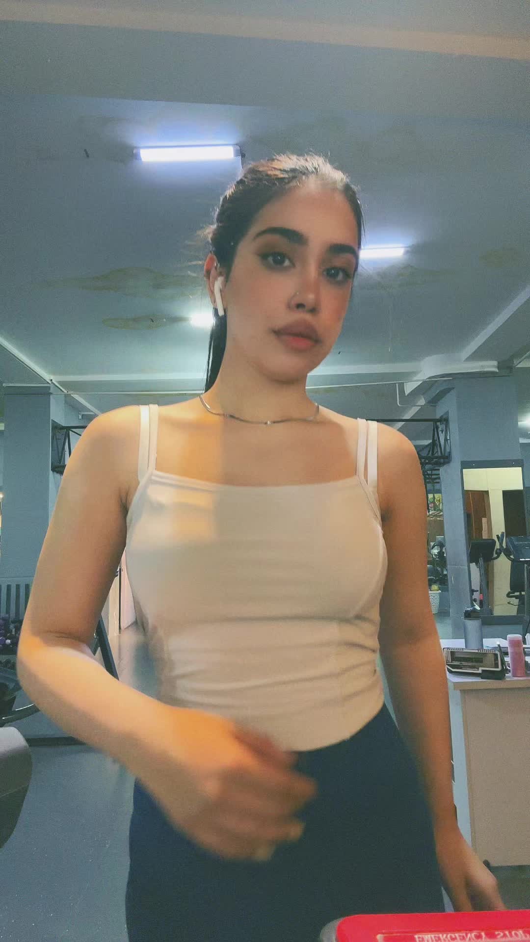 @tanaz