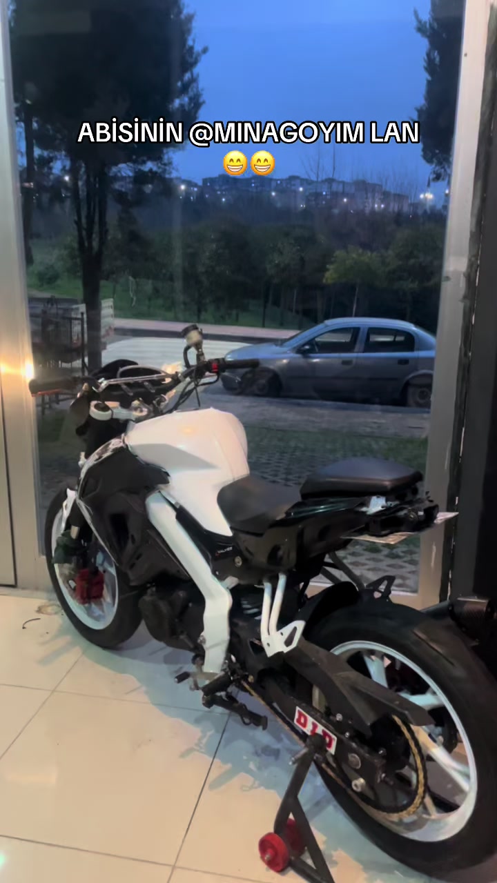 @ber4.banzai