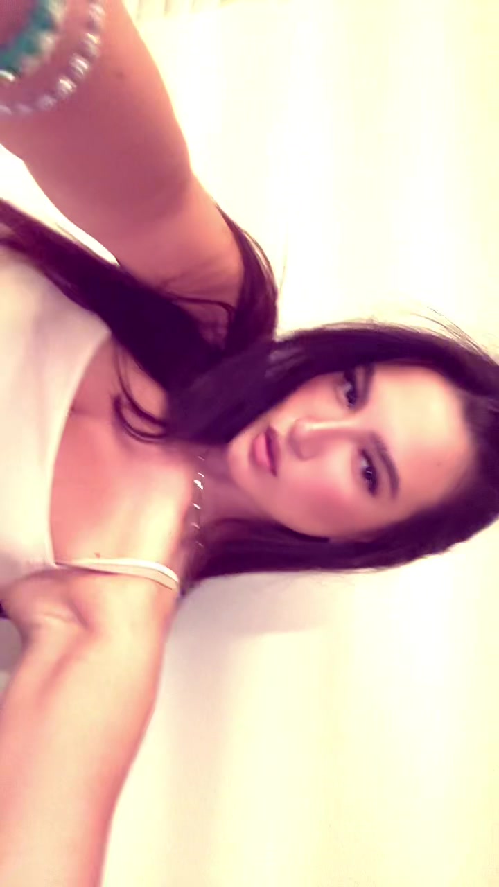 @flaviadoor