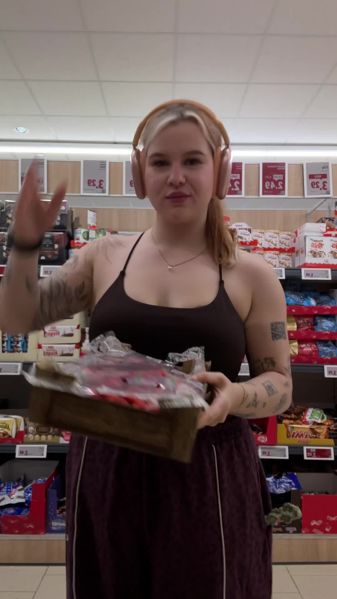 @miaahny