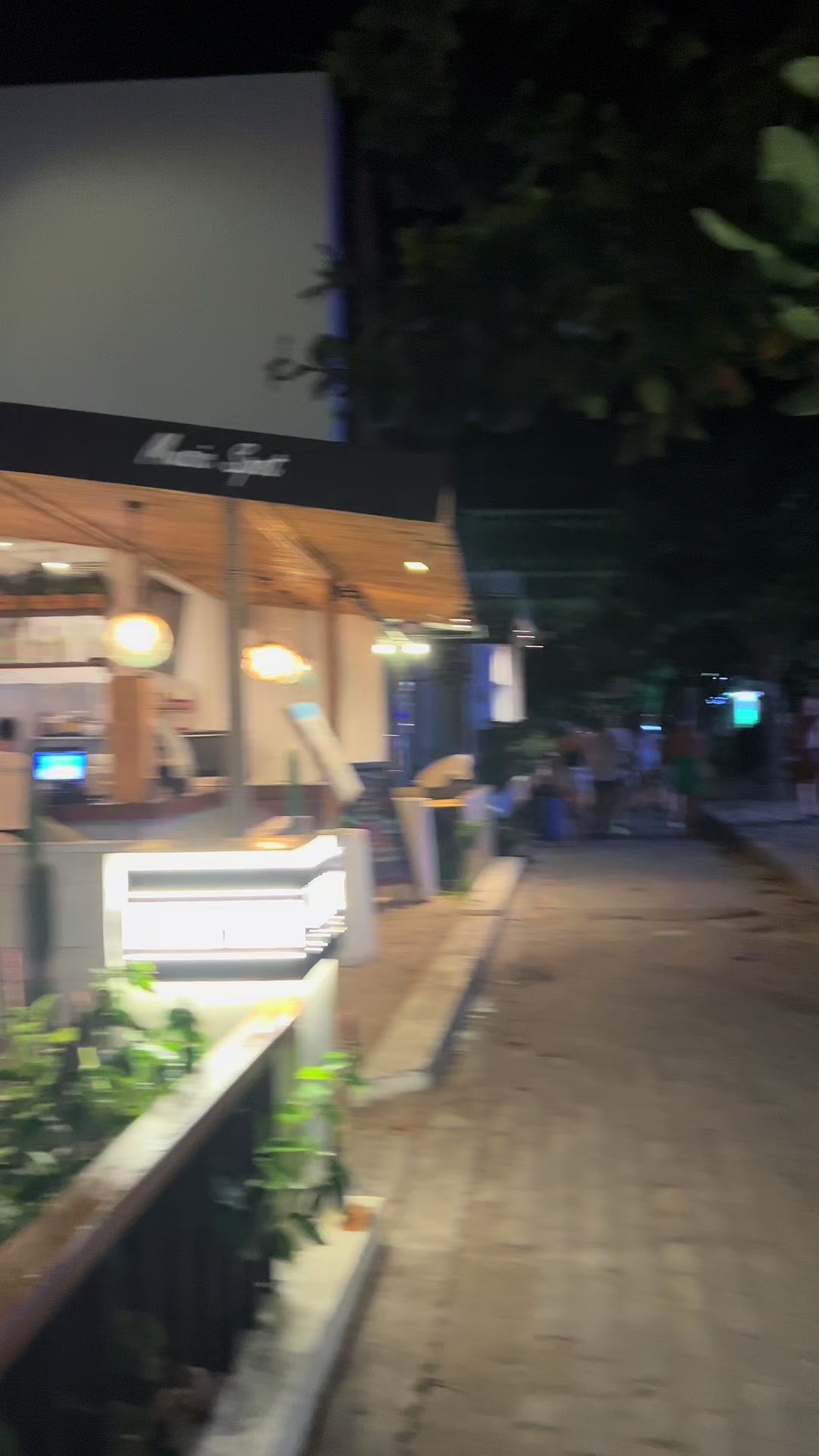 @tzevetthailand_
