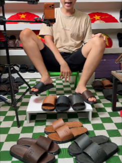 @HẬU B&aacute;n D&eacute;p